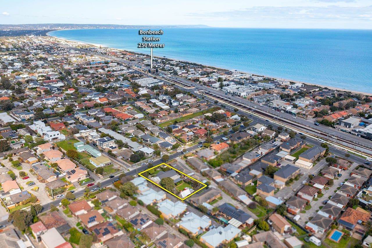 13 York Street, Bonbeach VIC 3196, Bonbeach - Thumbnail 3