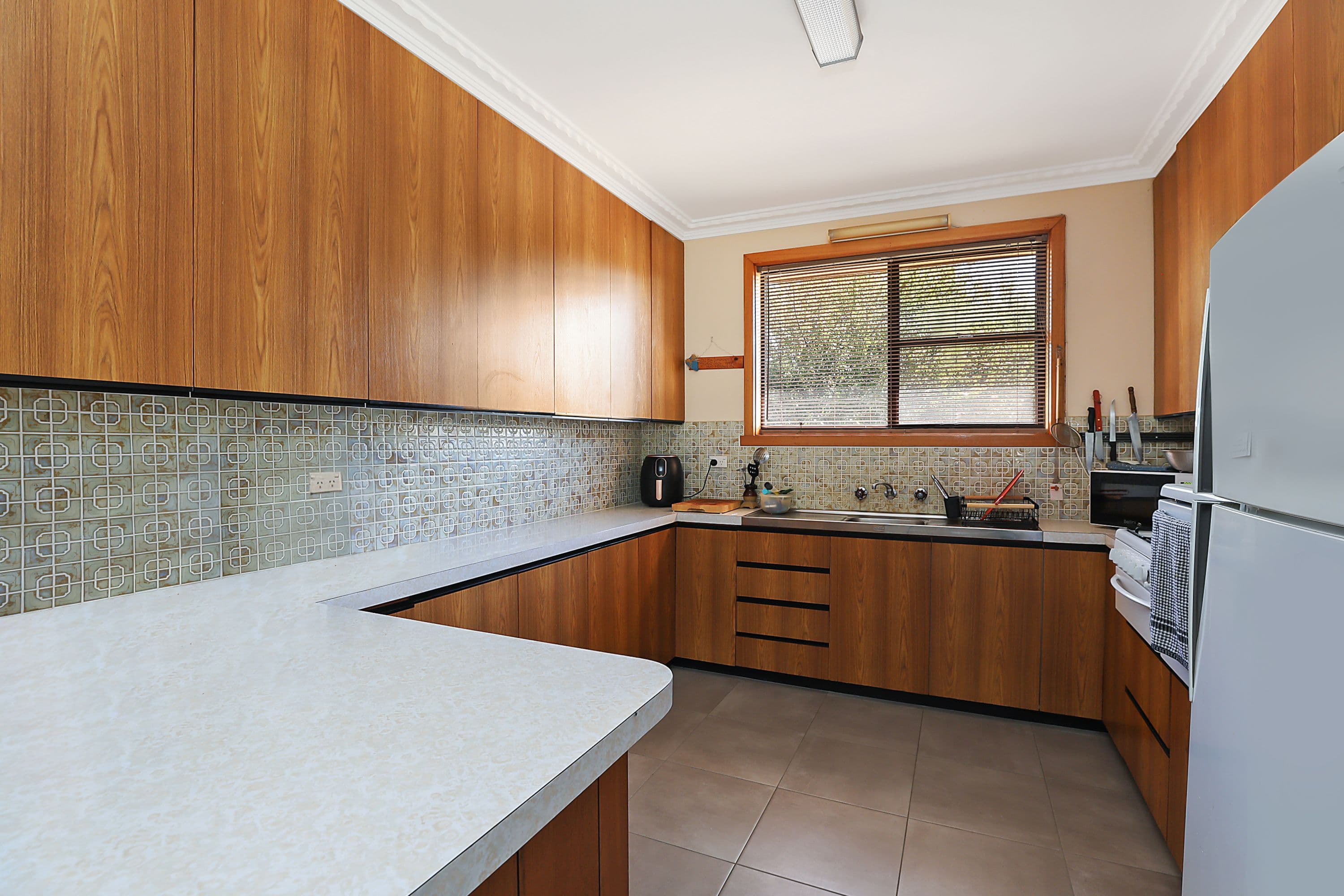 16A Wilson Street, Camperdown VIC 3260, Camperdown - Thumbnail 2