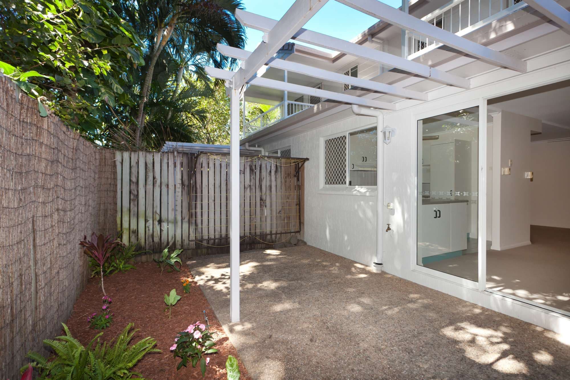 6-8 Benson Street, ROSSLEA QLD 4812, Rosslea - Thumbnail 5