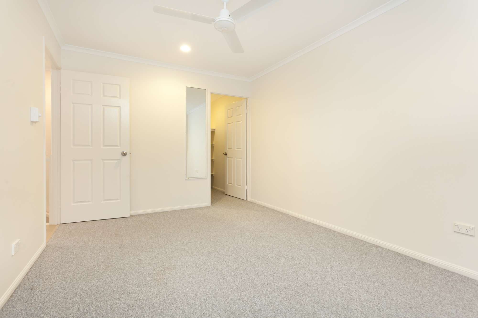 6-8 Benson Street, ROSSLEA QLD 4812, Rosslea - Thumbnail 6