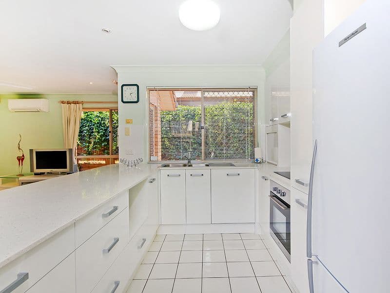 17 Burke Place, FOREST LAKE QLD 4078, Forest Lake - Thumbnail 2
