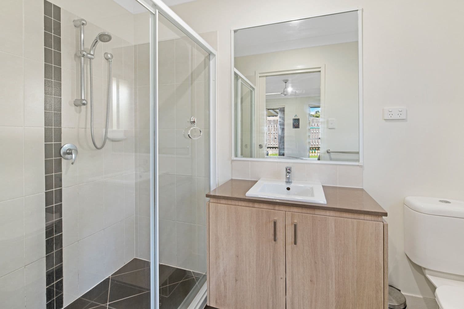 22 Greenwich Avenue, Pimpama QLD 4209, Pimpama - Thumbnail 8