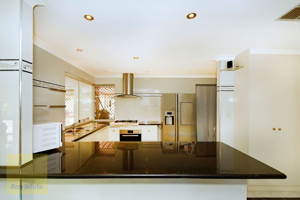 15 Dennell Court, Marangaroo WA 6064, Marangaroo - Thumbnail 3
