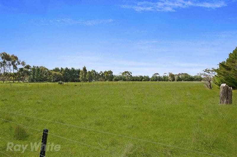 10 Clarkes Road, ANAKIE VIC 3221, Anakie - Thumbnail 7