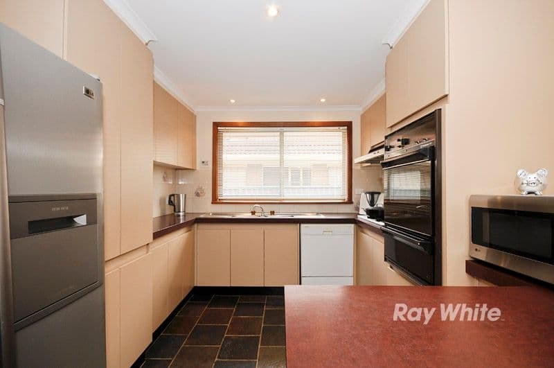 89 Wakley Crescent, WANTIRNA SOUTH VIC 3152, Wantirna South - Thumbnail 4