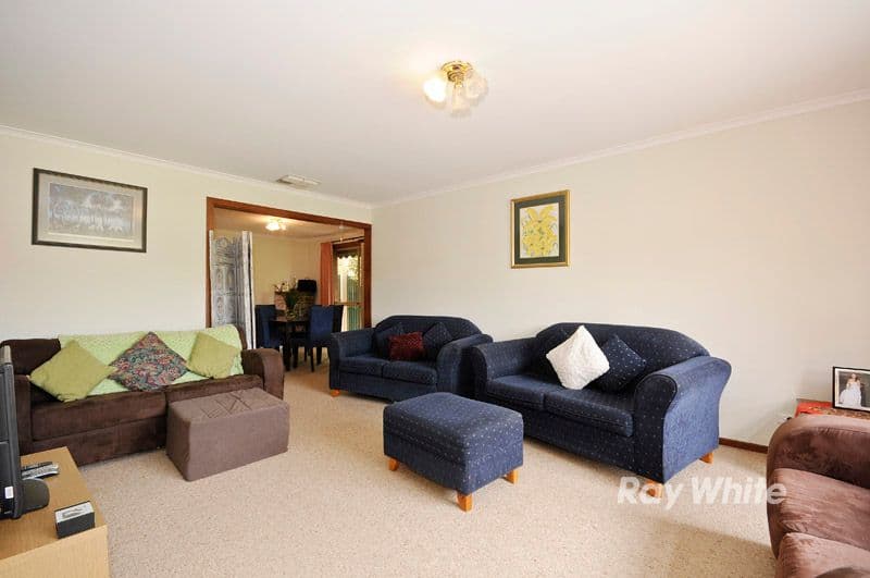 89 Wakley Crescent, WANTIRNA SOUTH VIC 3152, Wantirna South - Thumbnail 5