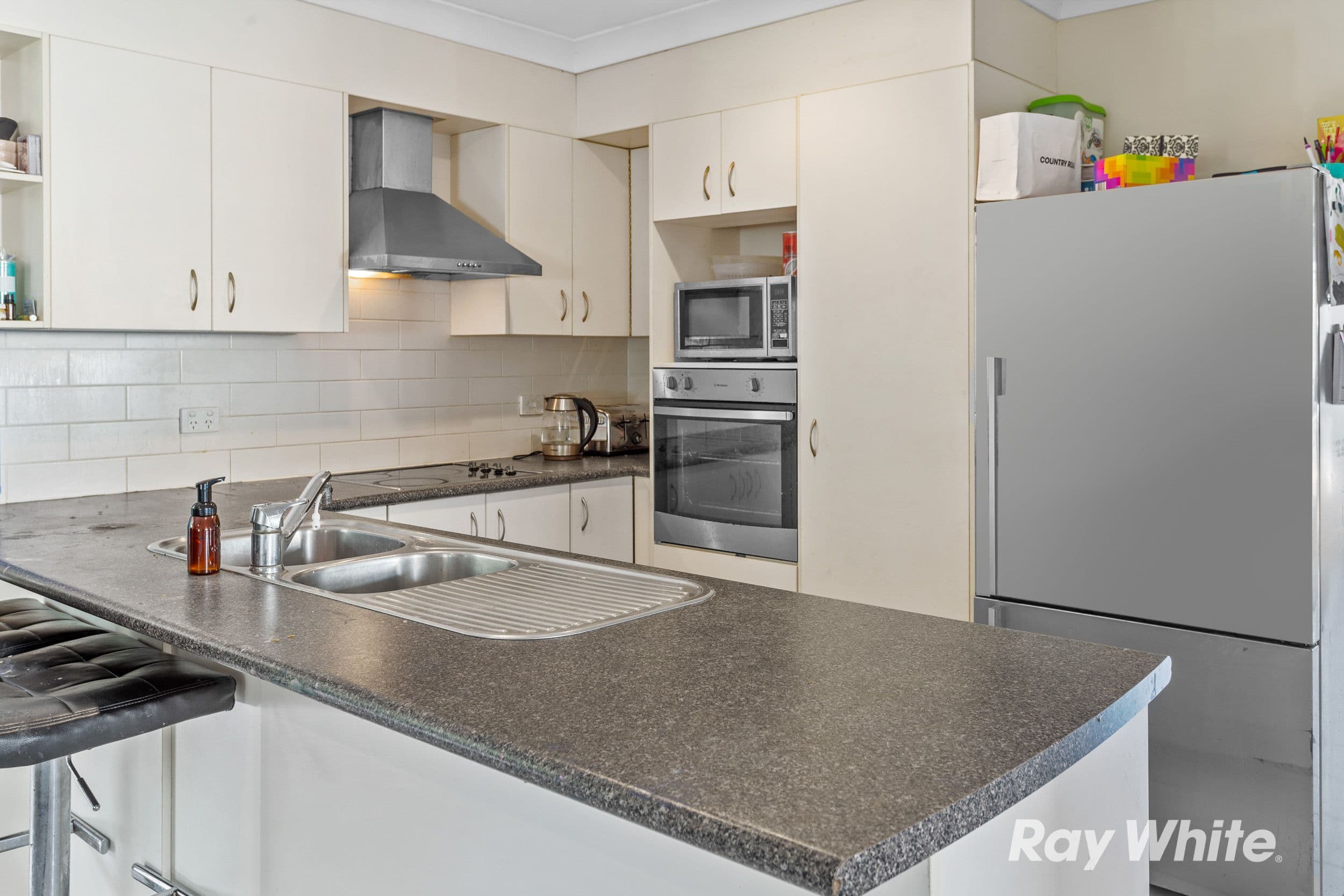 35 Lake Cootharaba Place, Logan Reserve QLD 4133, Logan Reserve - Thumbnail 2