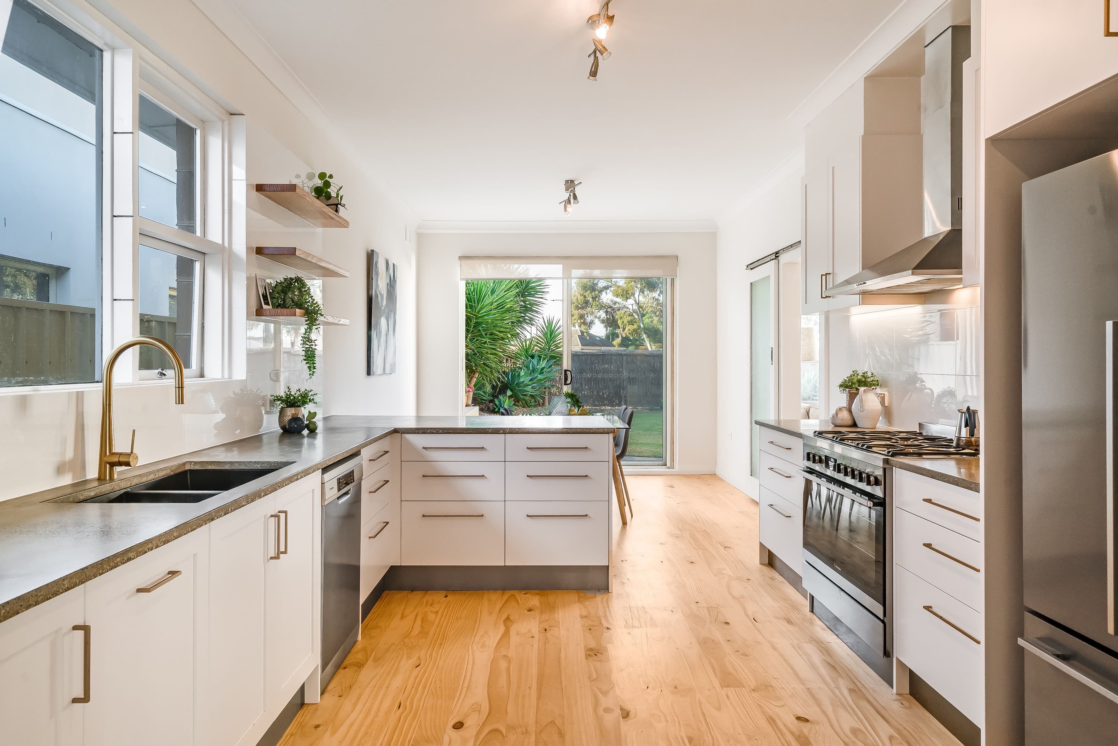 99 Beach Street, Grange SA 5022, Grange - Thumbnail 5
