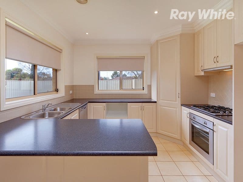 103 Pearce Street, HOWLONG NSW 2643, Howlong - Thumbnail 3