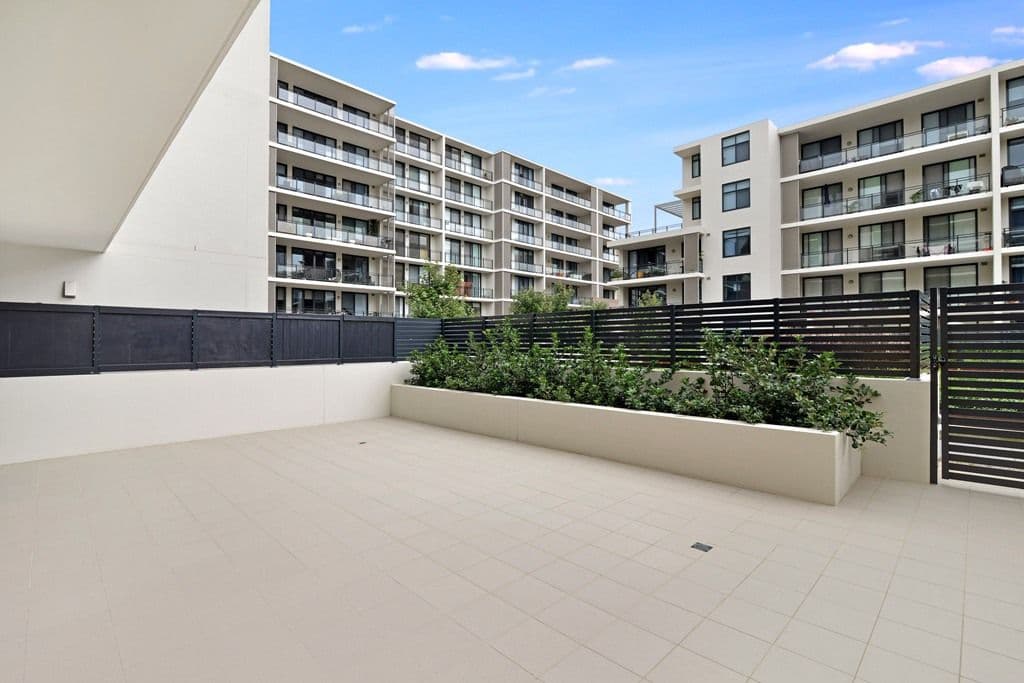 18 Corniche Drive, WENTWORTH POINT NSW 2127, Wentworth Point - Thumbnail 2