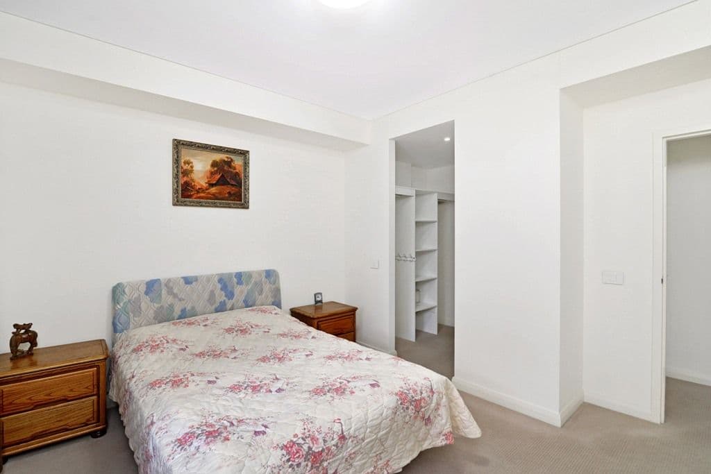 18 Corniche Drive, WENTWORTH POINT NSW 2127, Wentworth Point - Thumbnail 5