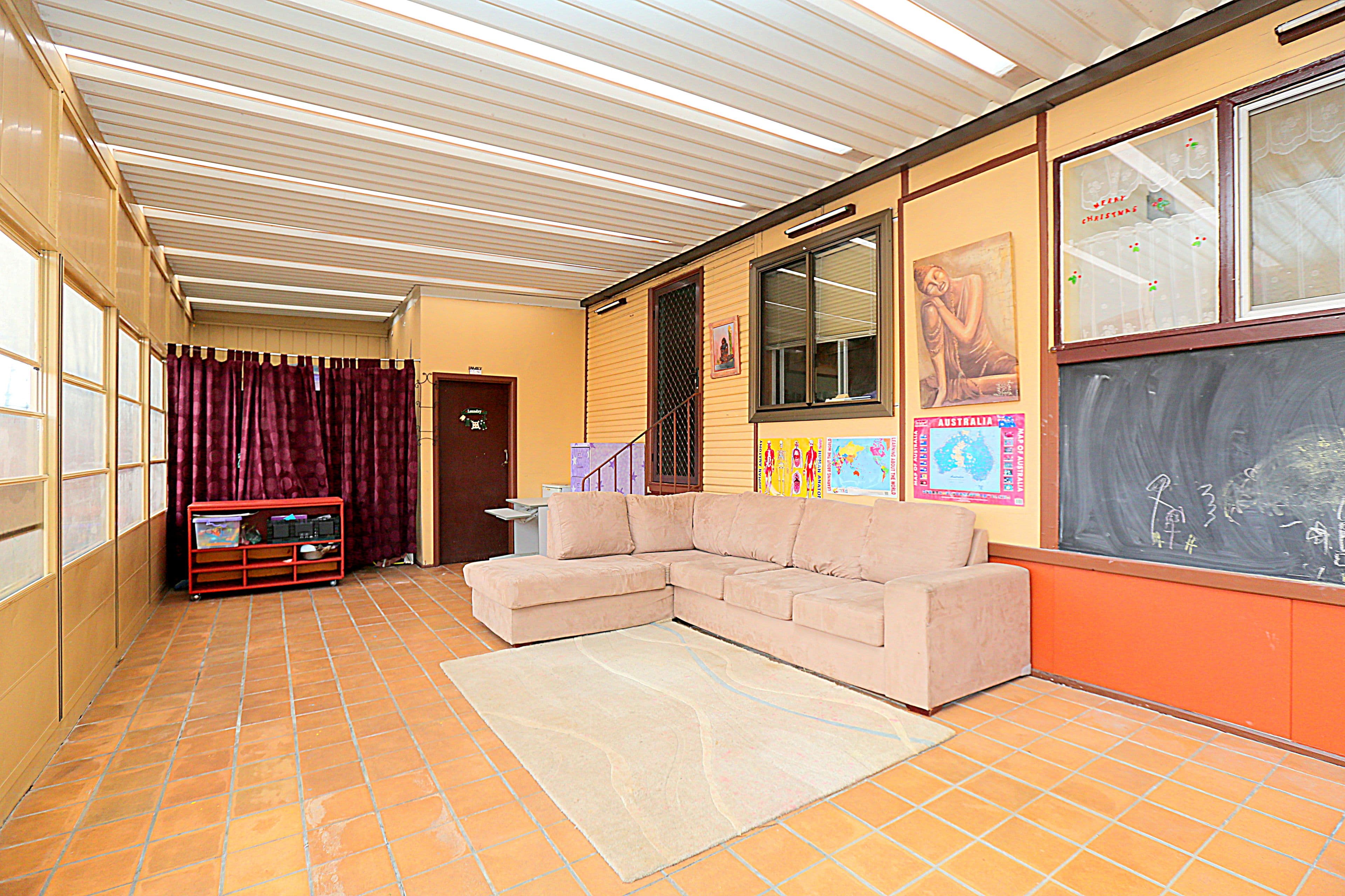 9 Bagdad Street, Regents Park - Image 1