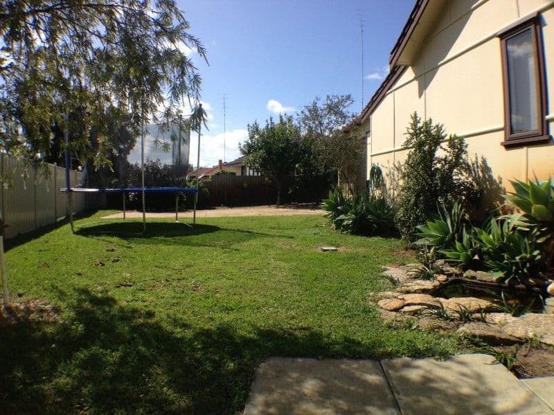 18 Winton Street, CAREY PARK WA 6230, Carey Park - Thumbnail 5