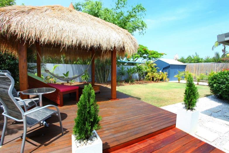 32 Allambi Avenue, BROADBEACH WATERS QLD 4218, Broadbeach Waters - Thumbnail 2