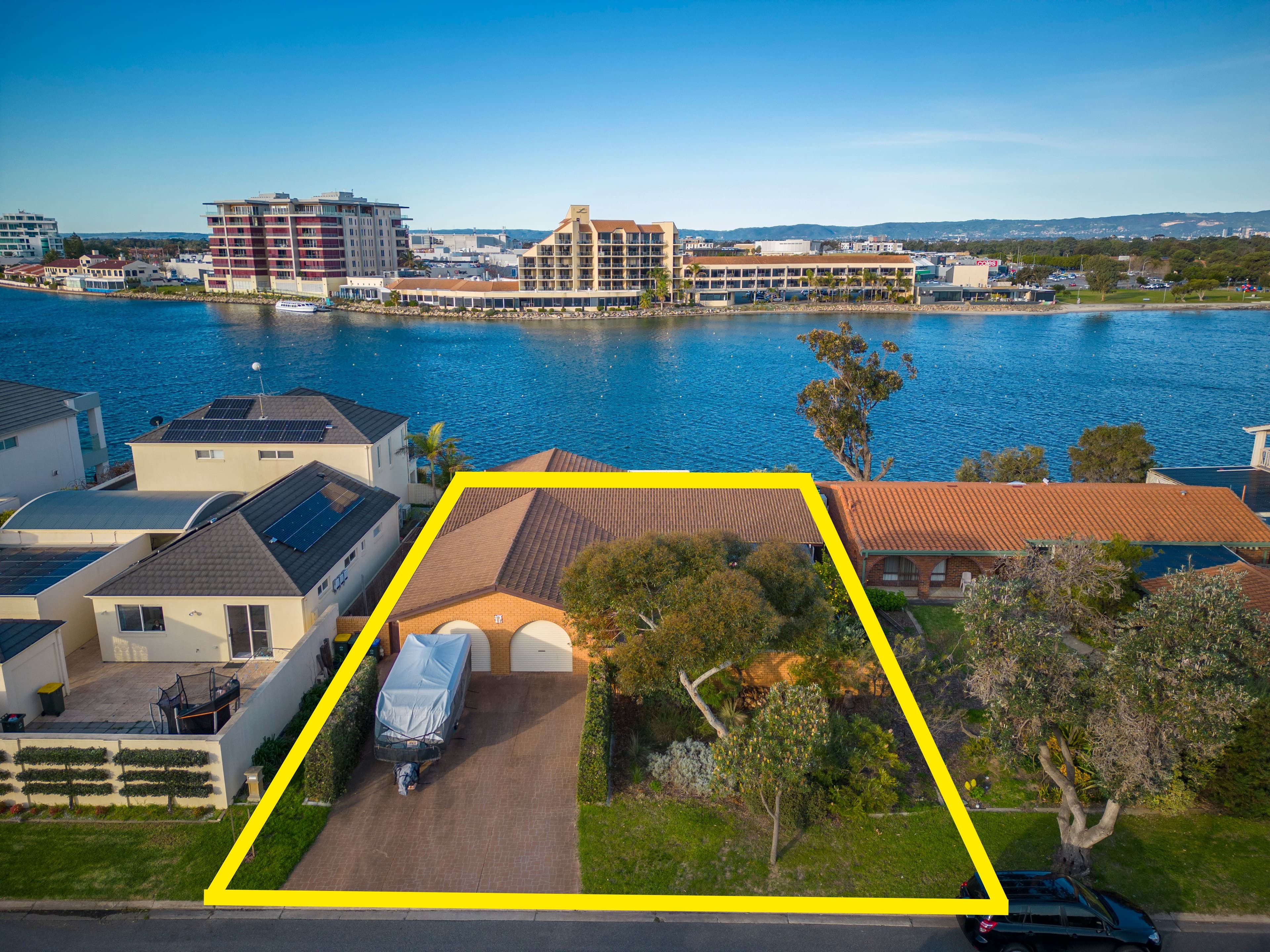 17 Sunlake Place, Tennyson SA 5022, Tennyson - Thumbnail 3