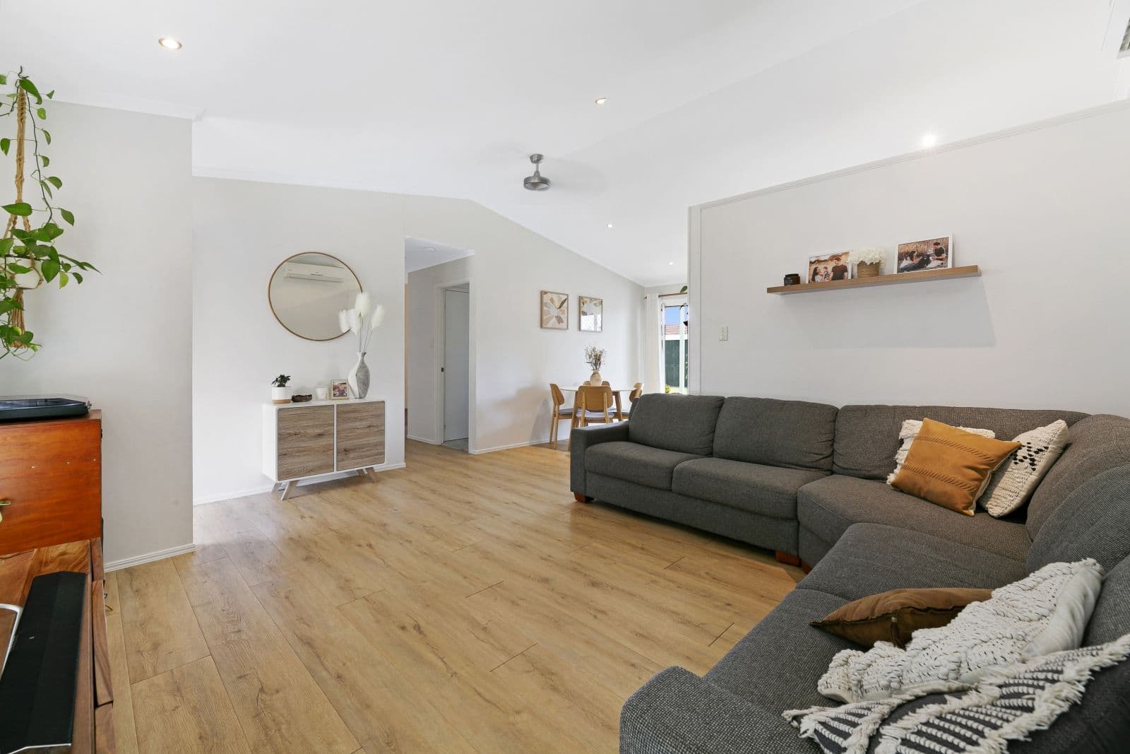 29 Ziedan Drive, Mudgeeraba QLD 4213, Mudgeeraba - Image 1