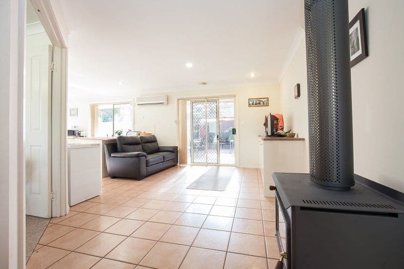 87 Crouch Street North, Mount Gambier SA 5290, Mount Gambier - Thumbnail 3