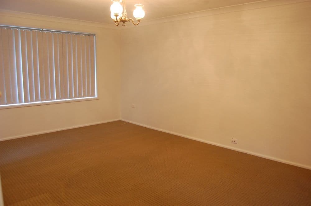 38 O'Donnell Drive, FIGTREE NSW 2525, Figtree - Thumbnail 2