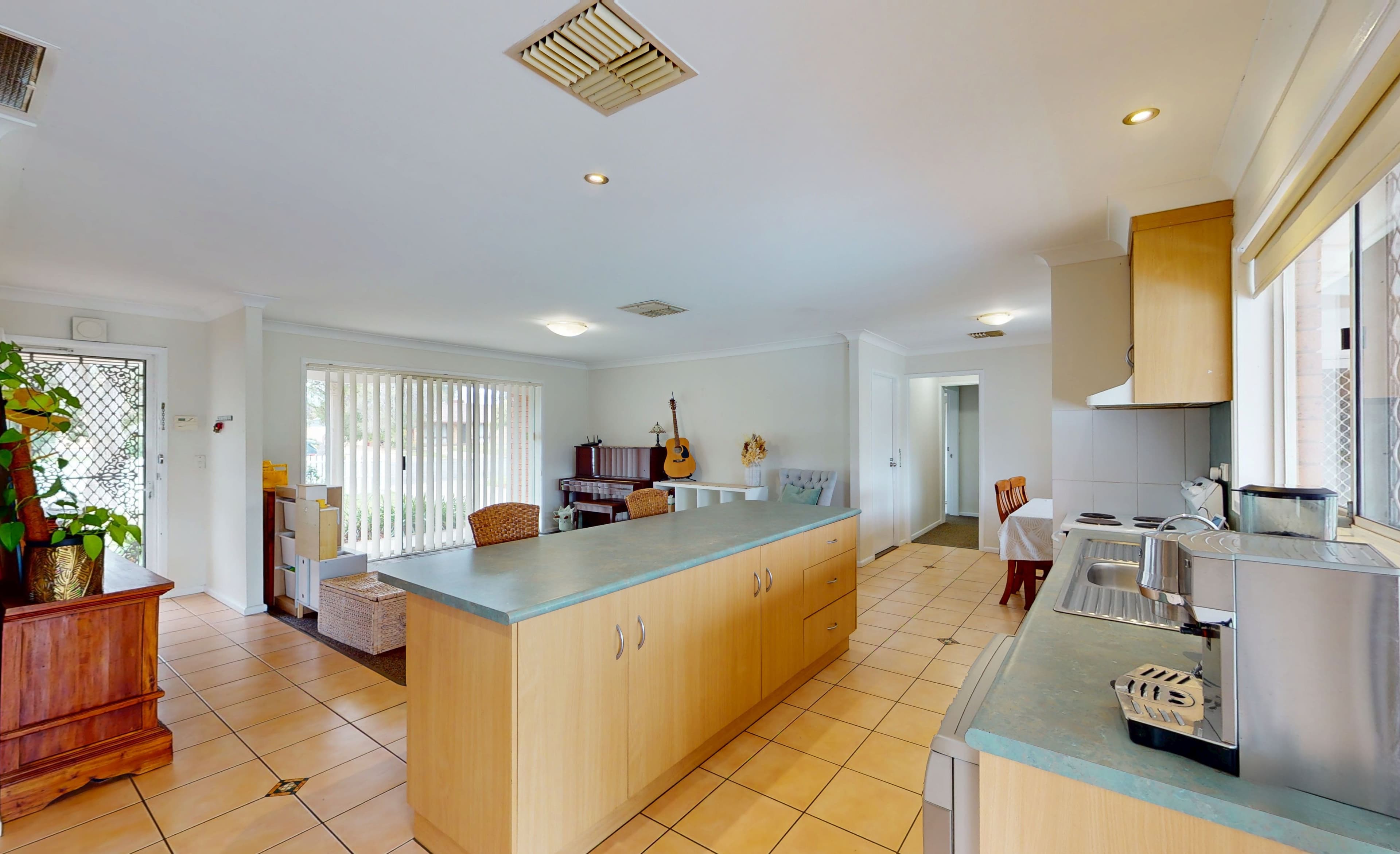 108 Baird Drive, Dubbo NSW 2830, Dubbo - Thumbnail 4
