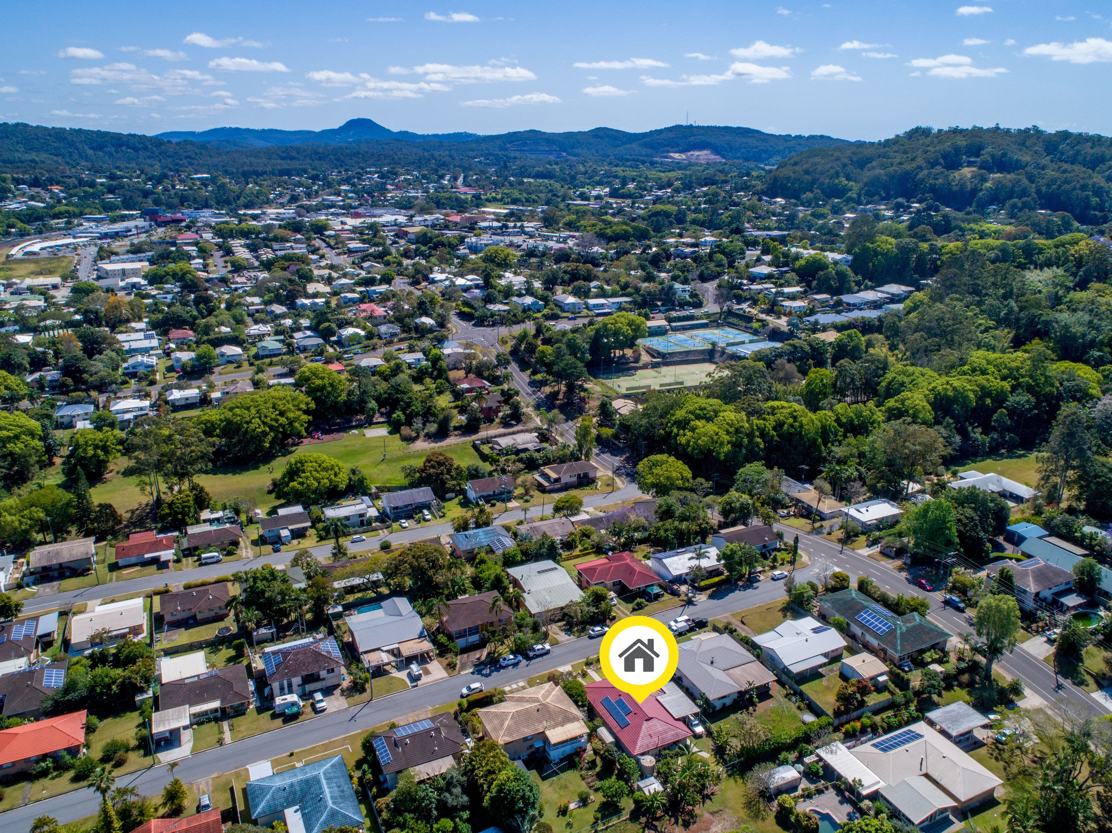 32 Murray Crescent, Nambour QLD 4560, Nambour - Thumbnail 2