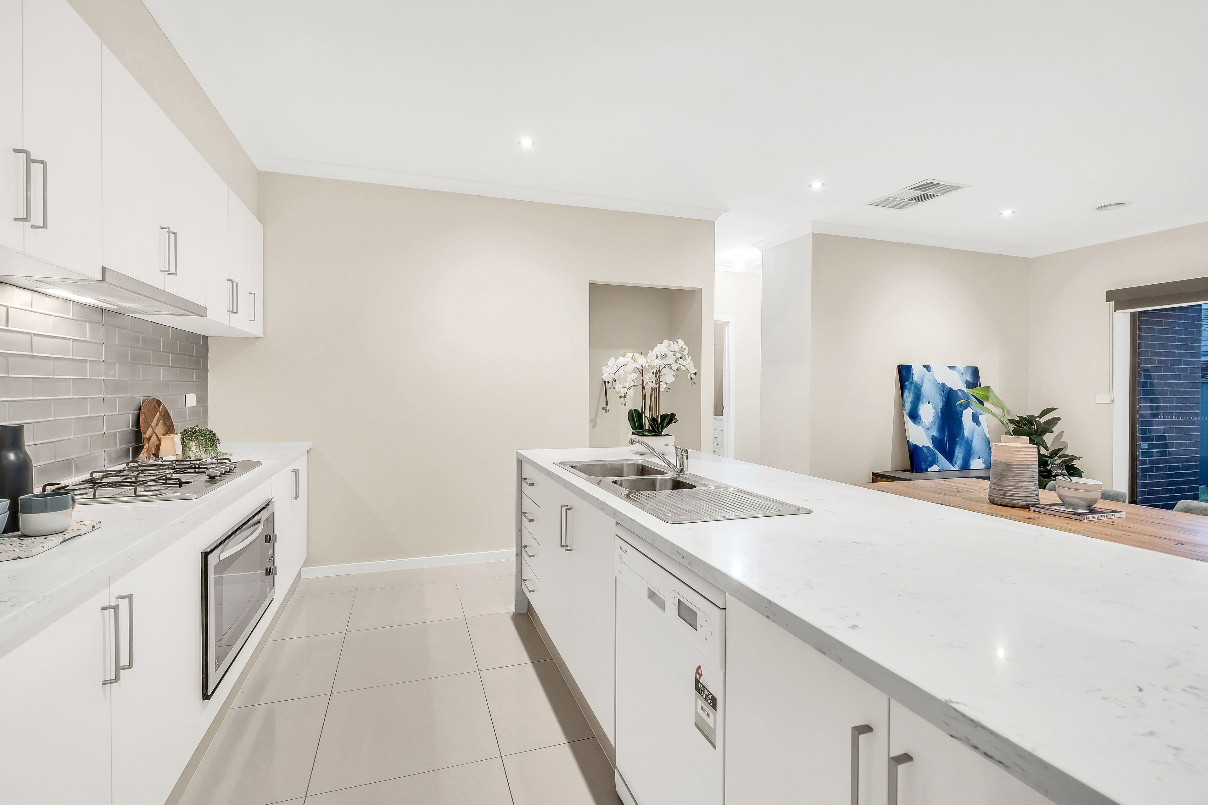 19 Gateshead Street, Craigieburn VIC 3064, Craigieburn - Thumbnail 5