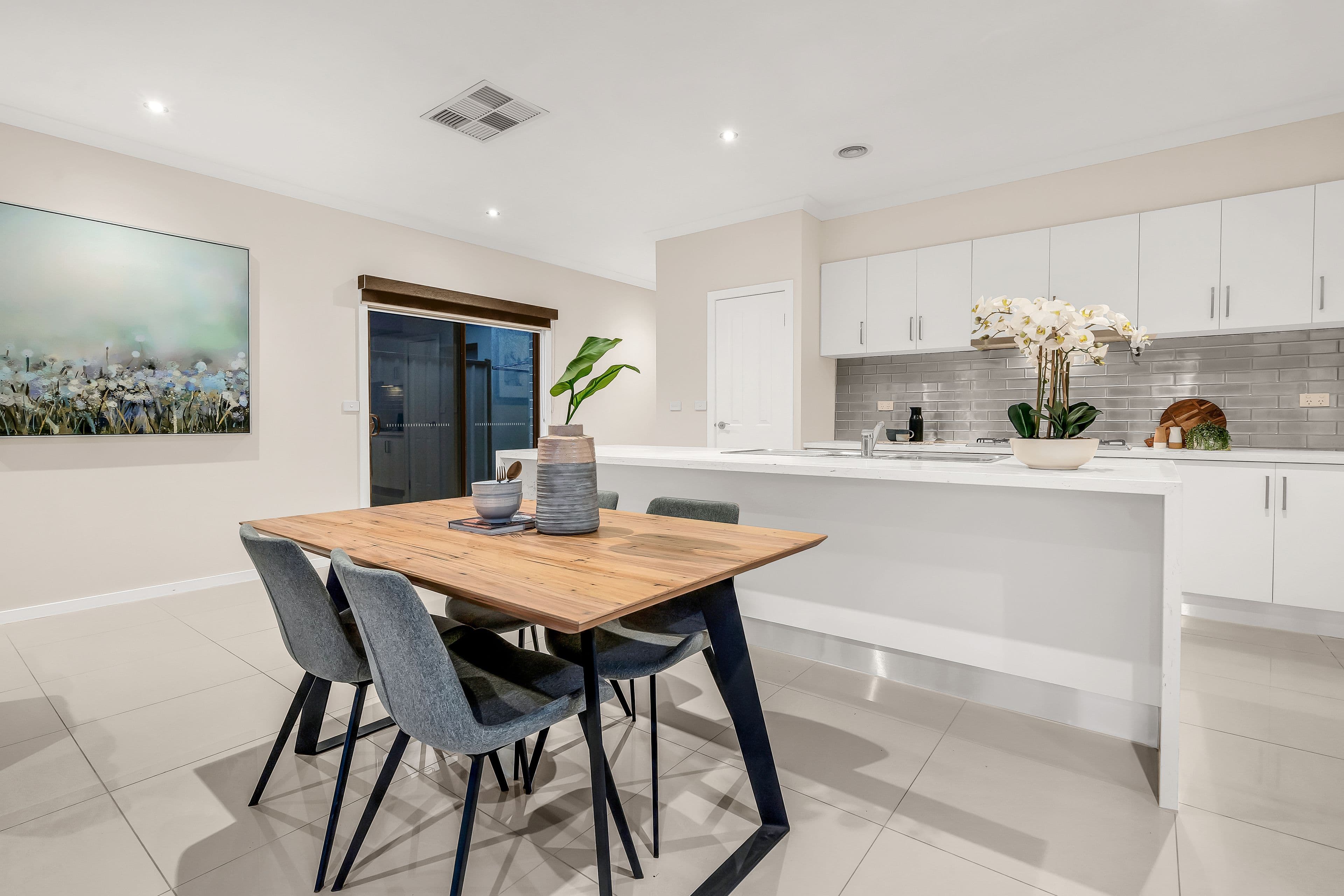 19 Gateshead Street, Craigieburn VIC 3064, Craigieburn - Thumbnail 7