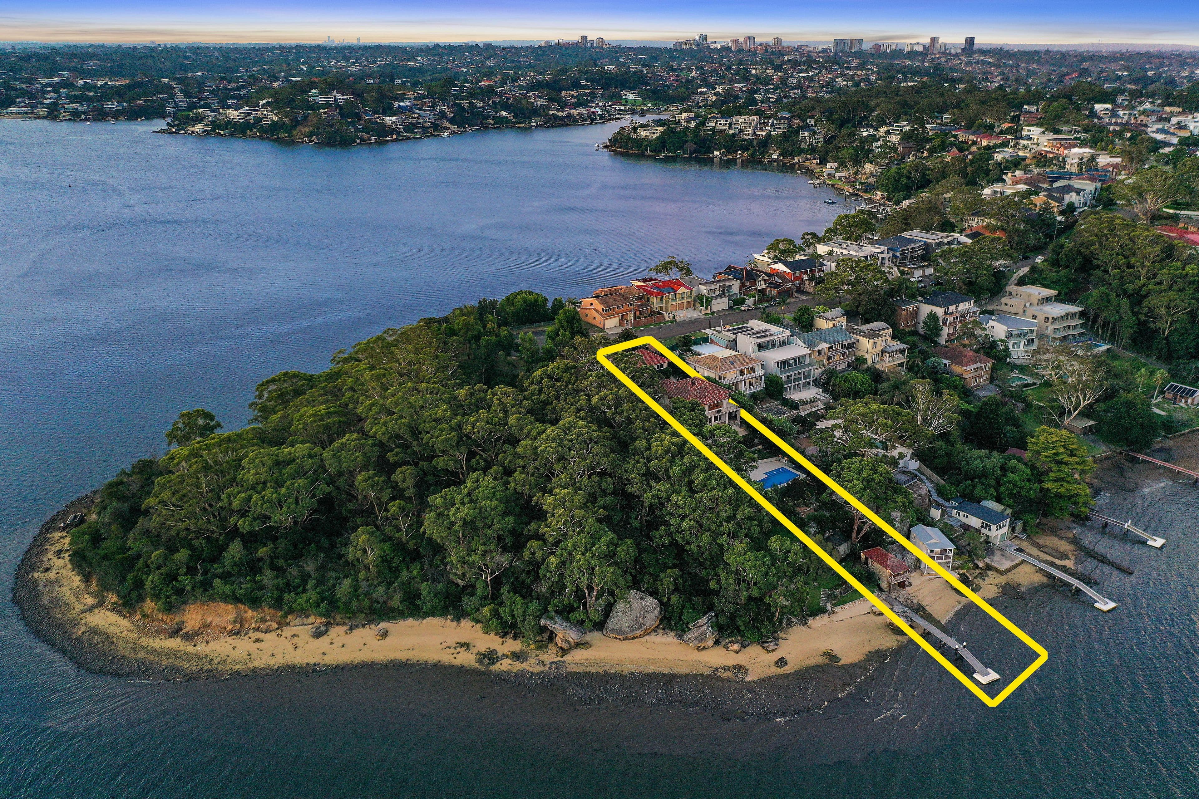 132 Stuart Street, Blakehurst NSW 2221, Blakehurst - Thumbnail 5