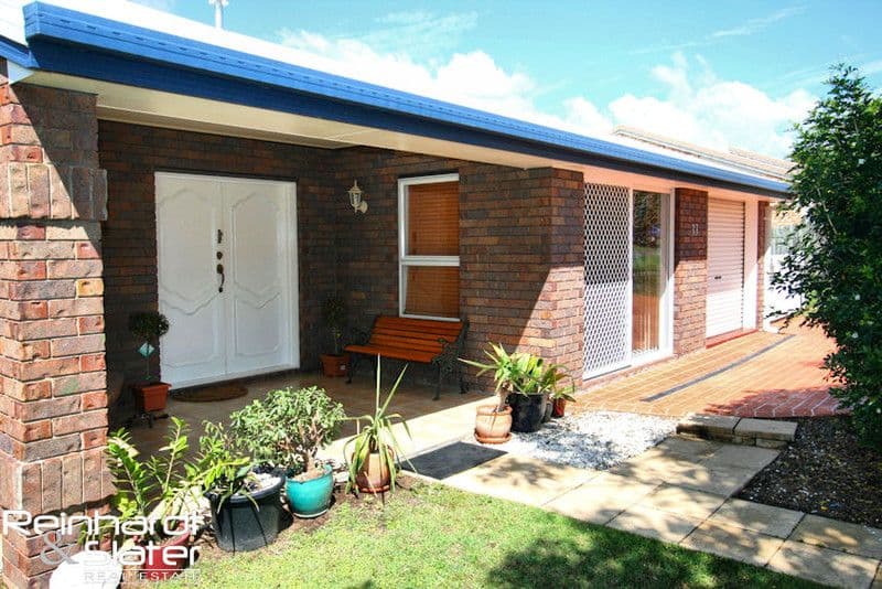 33 Daniel Drive, ALBANY CREEK QLD 4035, Albany Creek - Thumbnail 3