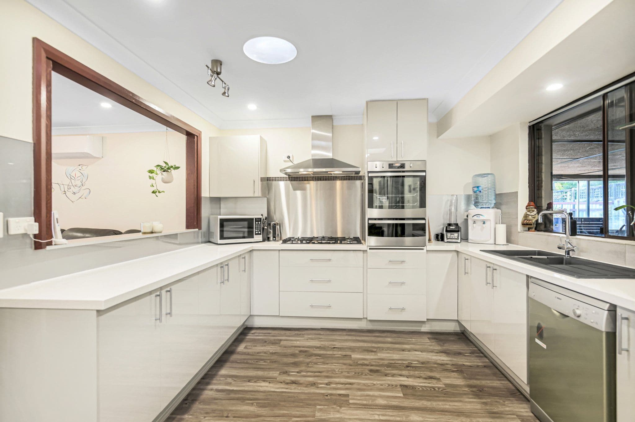 1 Knightsbridge Way, Thornlie WA 6108, Thornlie - Thumbnail 2