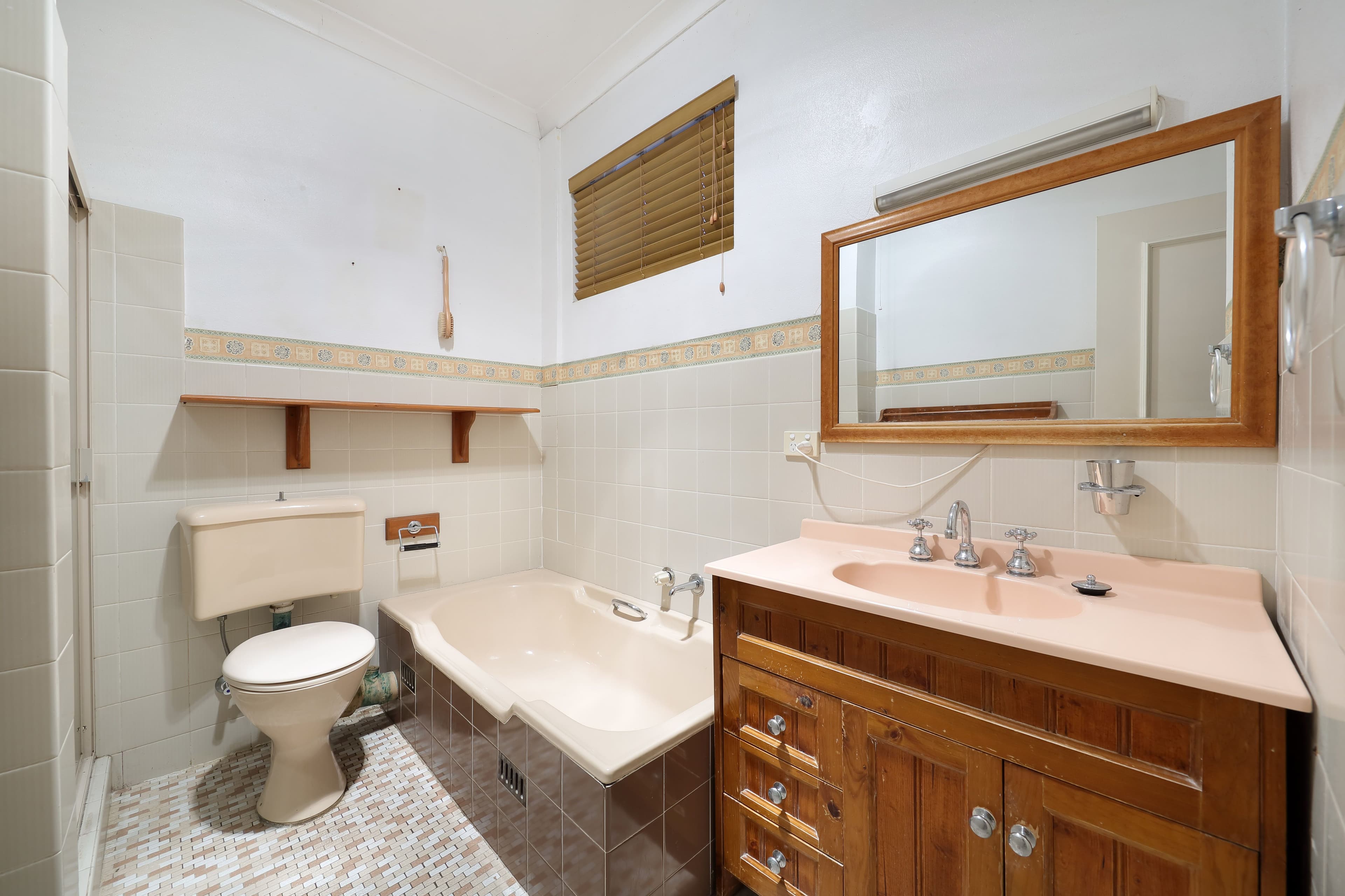 22 Wonoona Parade East, Oatley NSW 2223, Oatley - Thumbnail 5
