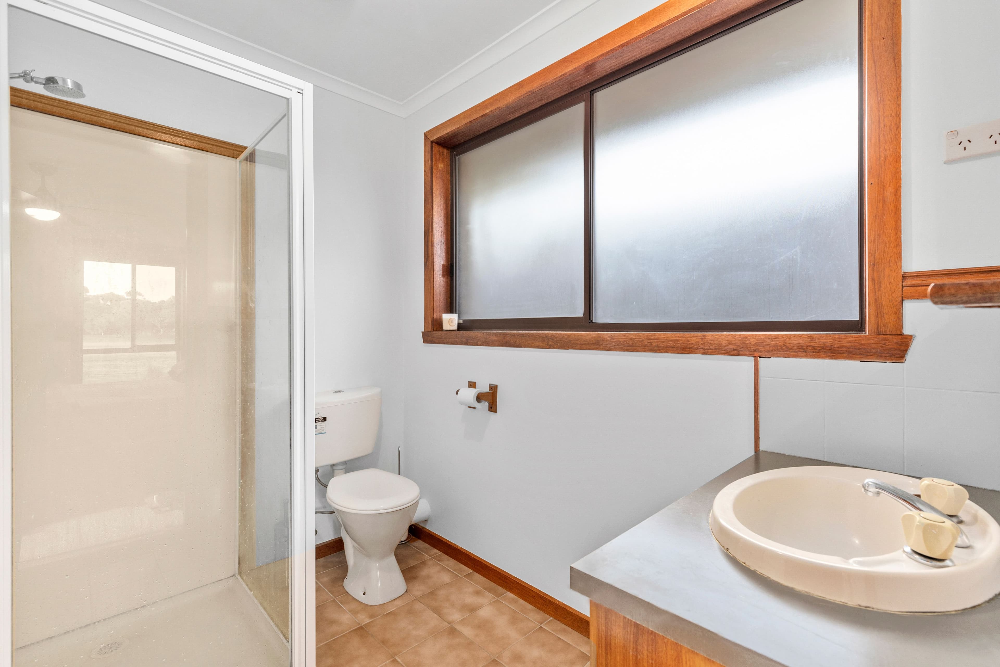 16 Benjamin Drive, Lara VIC 3212, Lara - Thumbnail 7