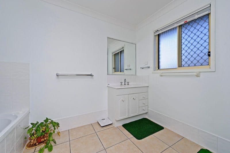 34 Bluetail Crescent, UPPER COOMERA QLD 4209, Upper Coomera - Thumbnail 8