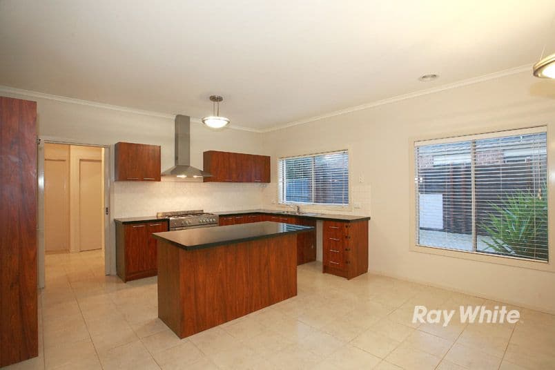 17 Satin Street, CRANBOURNE VIC 3977, Cranbourne - Thumbnail 4