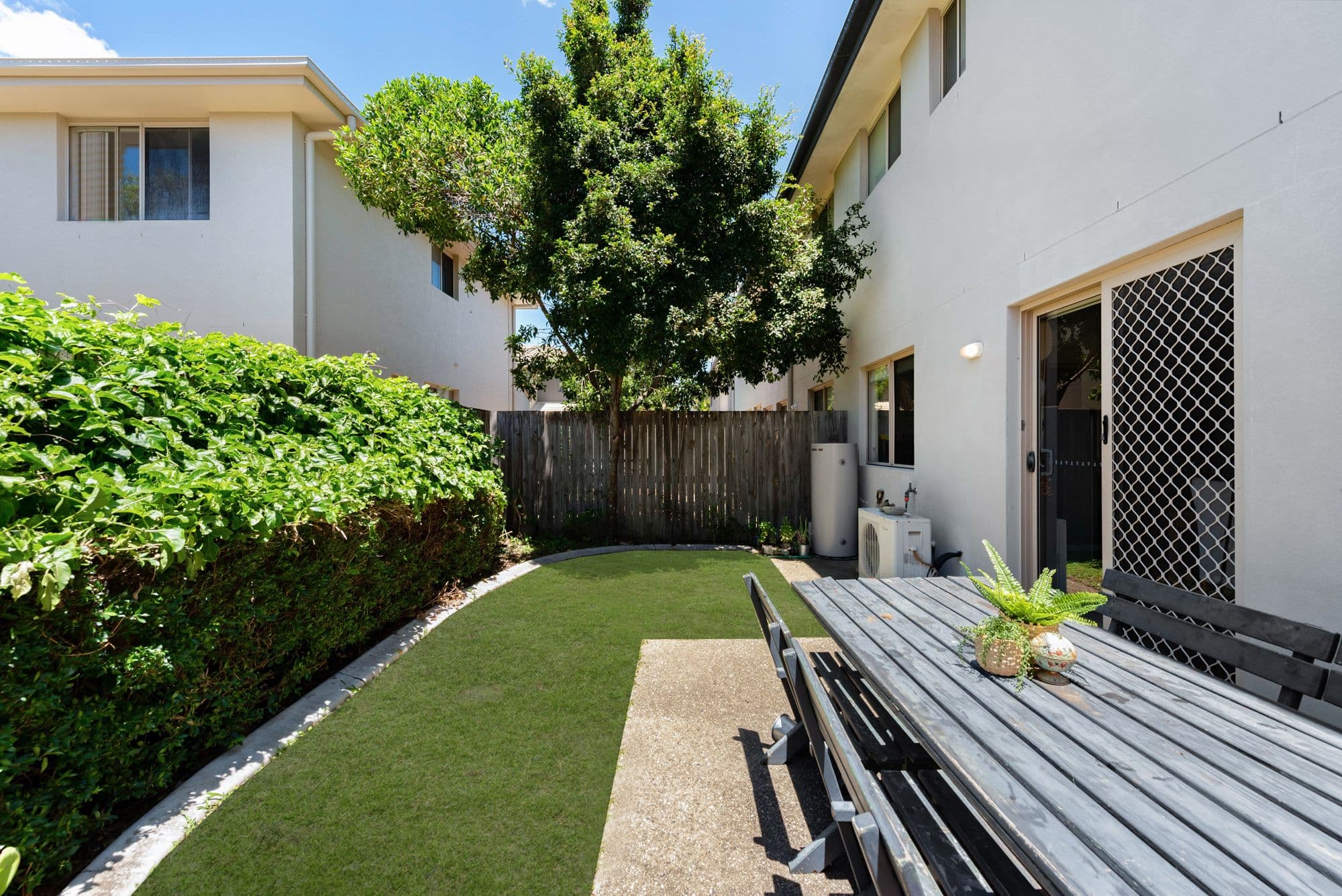 50 Johnston Street, Carina QLD 4152, Carina - Image 1