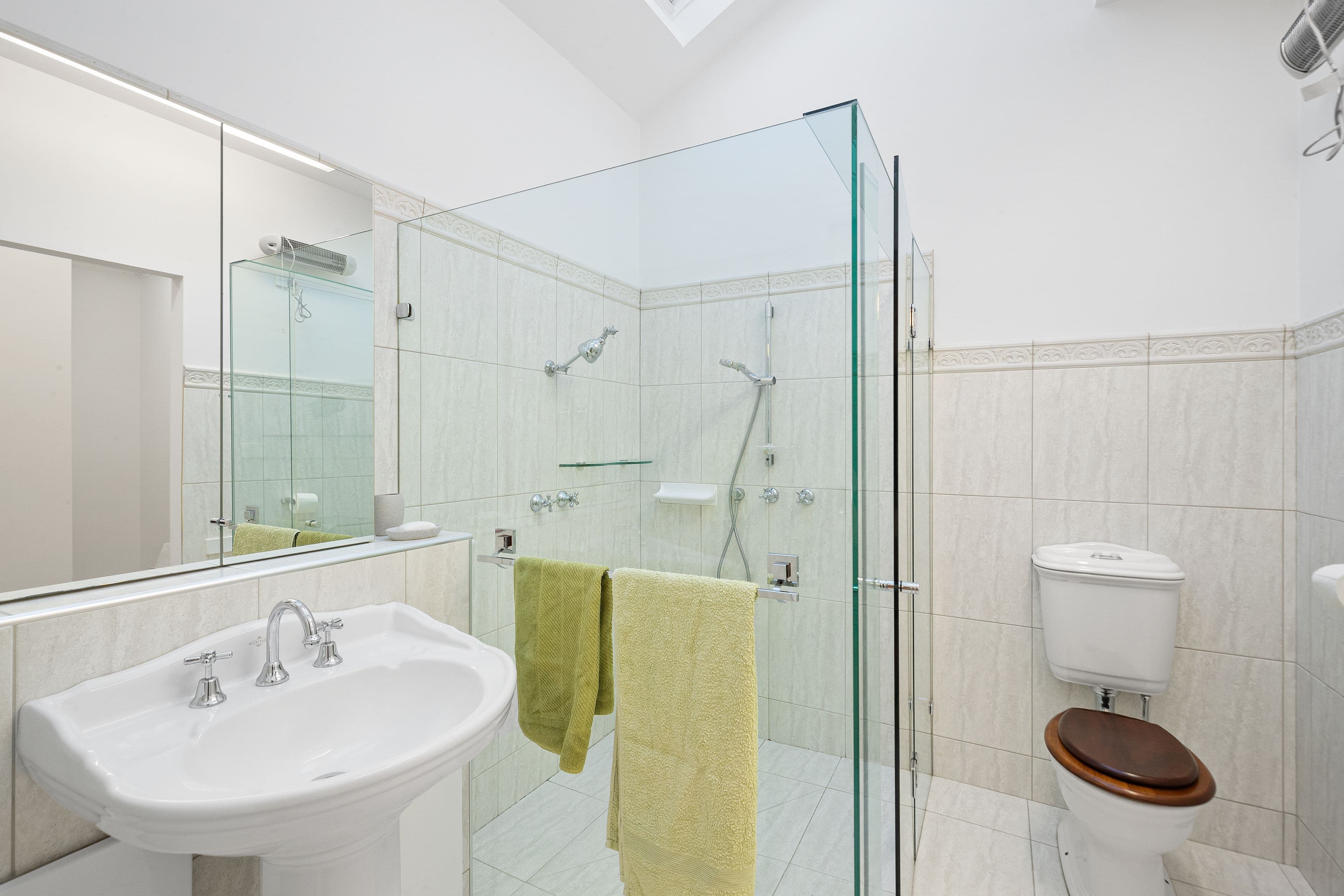 18 Stanley Avenue, Ringwood East VIC 3135, Ringwood East - Thumbnail 8