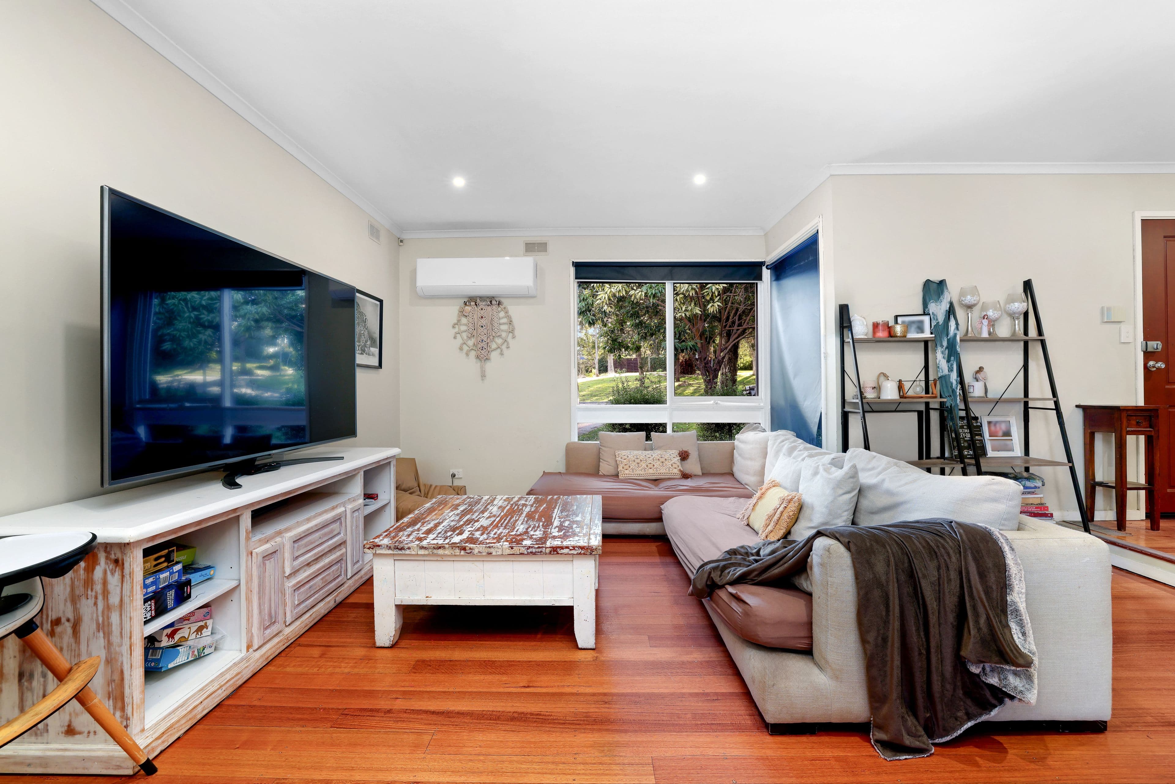 8 Courtney Square, Wantirna VIC 3152, Wantirna - Thumbnail 3