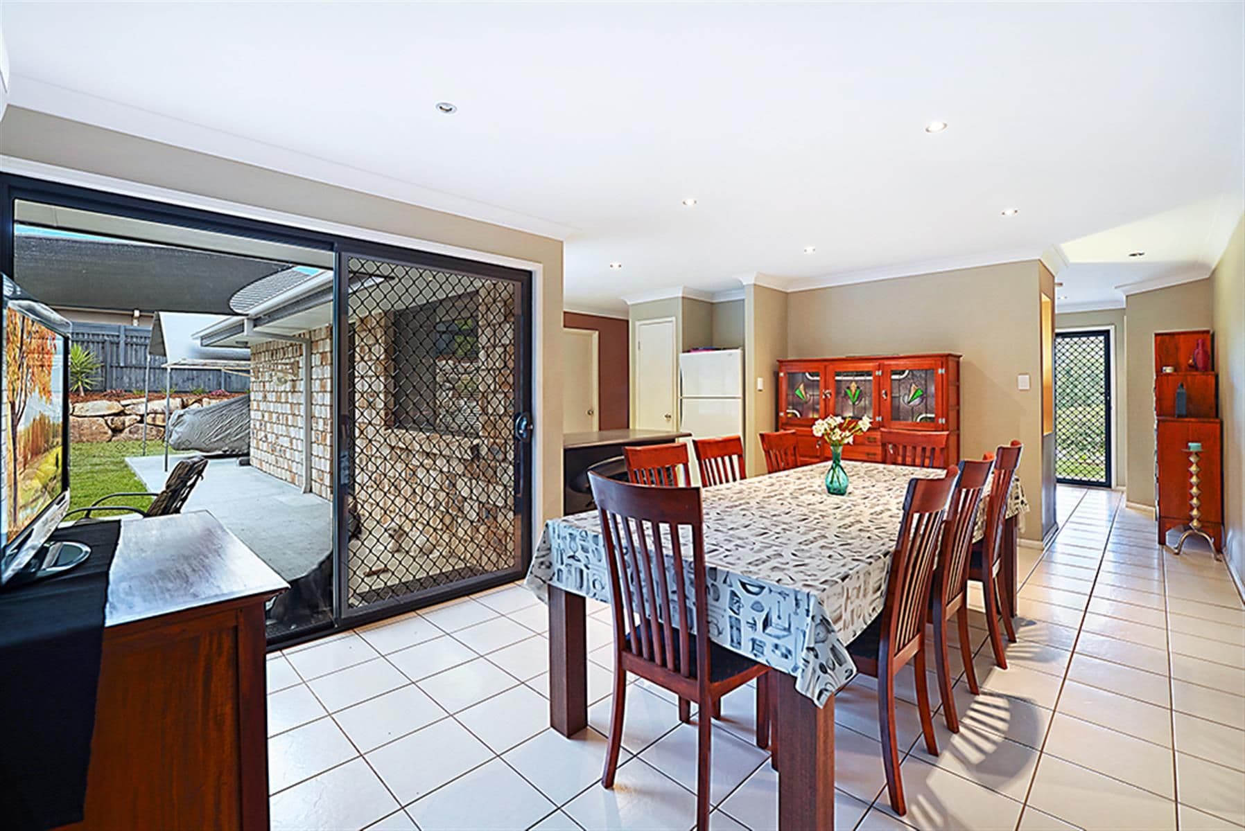 8 Lim Court, Upper Coomera QLD 4209, Upper Coomera - Thumbnail 3