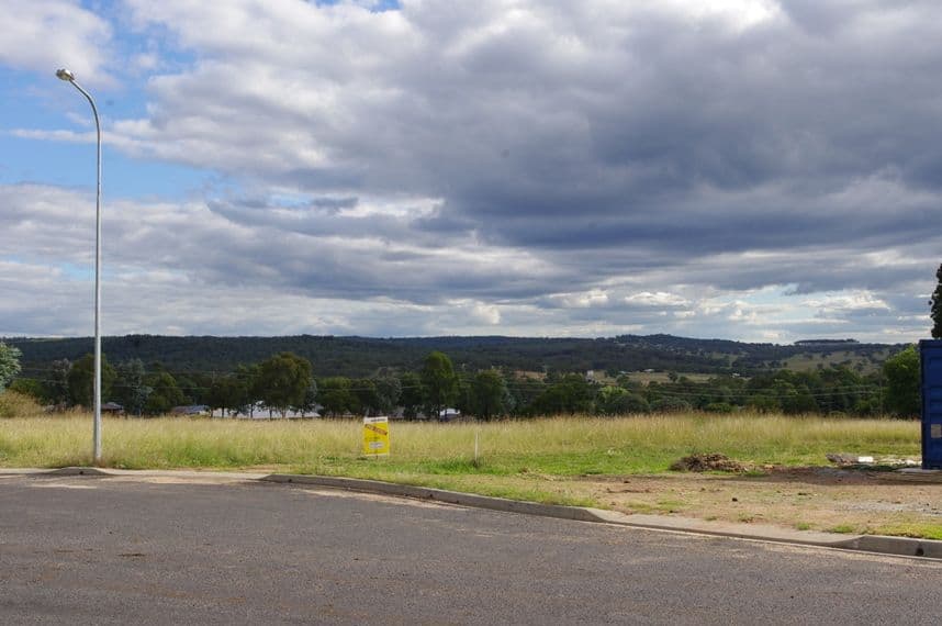 41 Sapphire Street, INVERELL NSW 2360, Inverell - Thumbnail 2