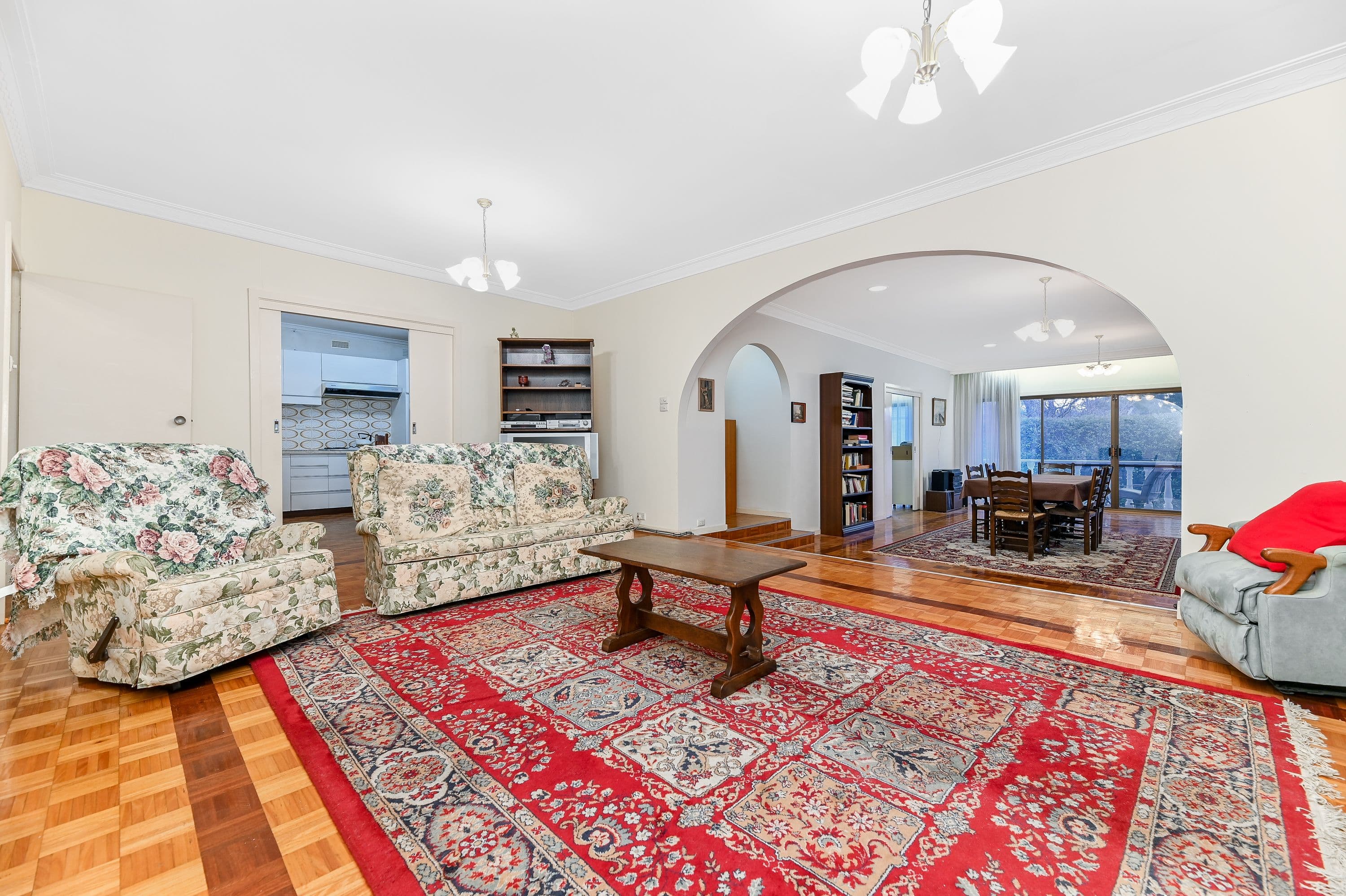 19 Davis Street, Burwood East VIC 3151, Burwood East - Thumbnail 2
