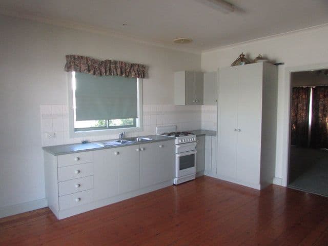 87a Sutton Street, Echuca VIC 3564, Echuca - Thumbnail 2