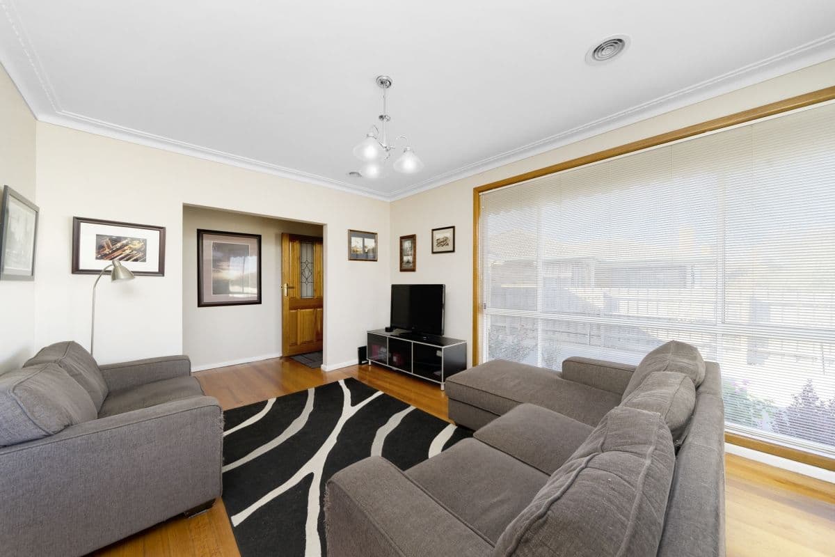 13 Taranto Drive, Noble Park VIC 3174, Noble Park - Thumbnail 2
