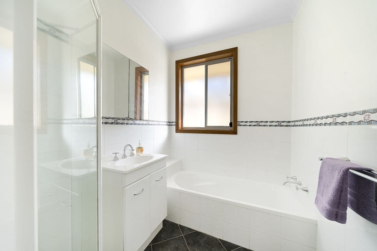 13 Taranto Drive, Noble Park VIC 3174, Noble Park - Thumbnail 7
