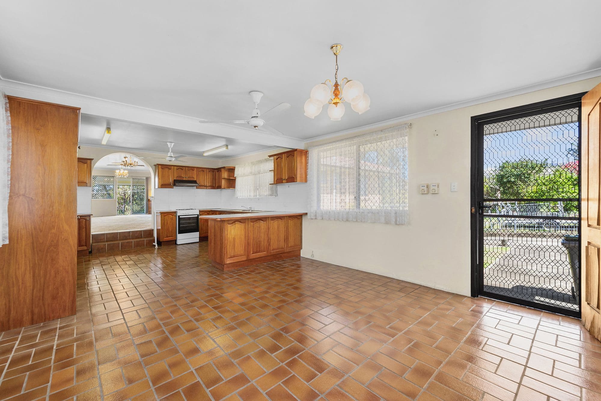 12 Blackwood Road, Geebung QLD 4034, Geebung - Thumbnail 6