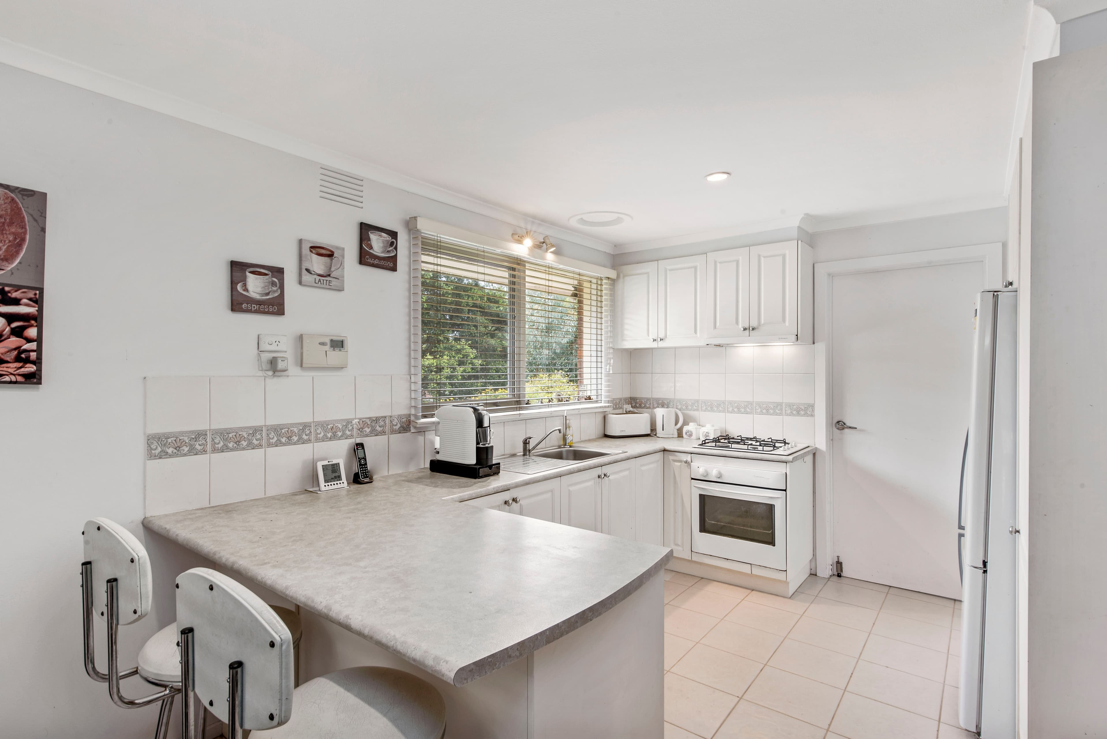 18 Menzies Street, Middle Ridge QLD 4350, Middle Ridge - Thumbnail 2
