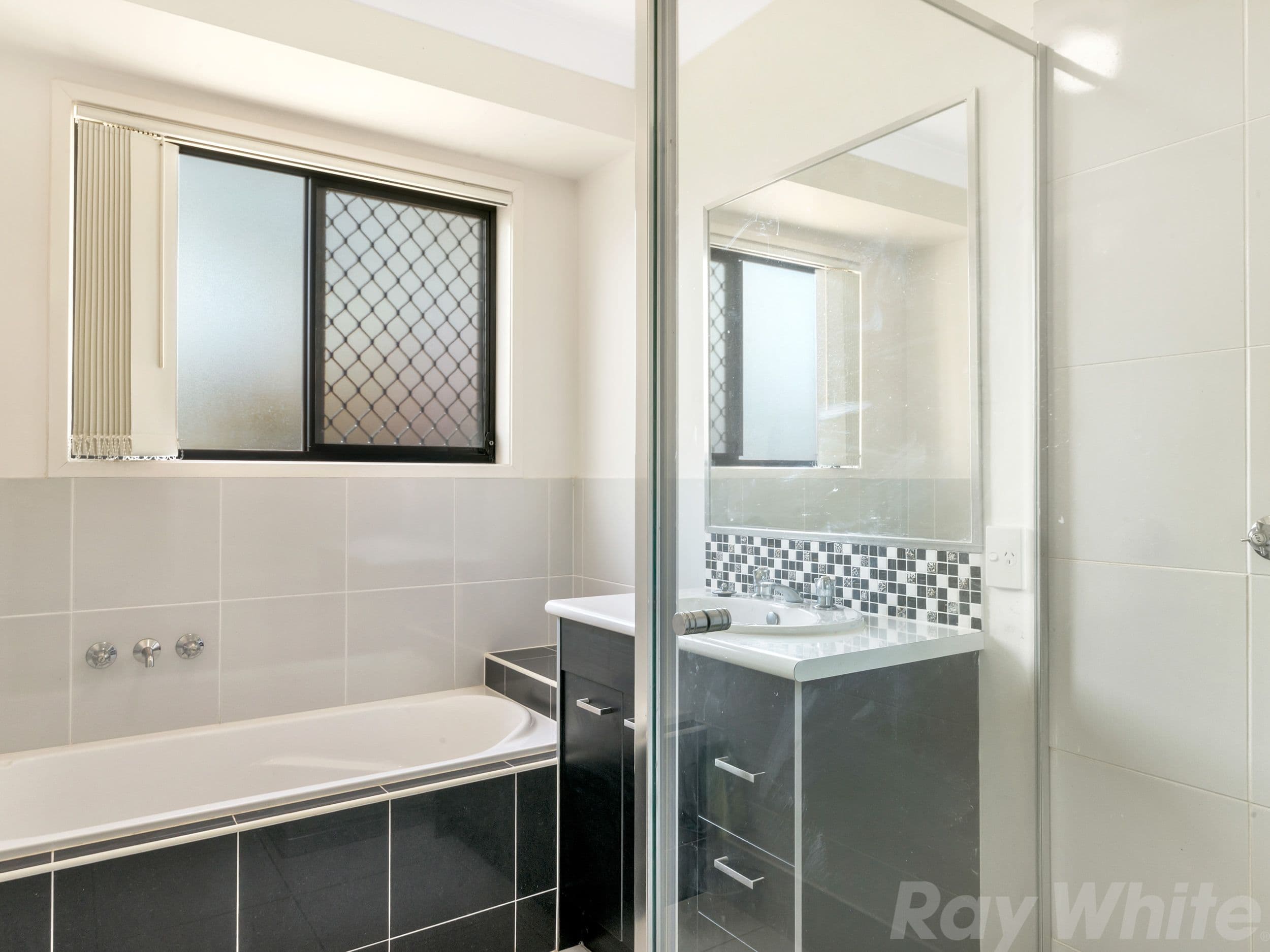 36 Piccadilly Street, Bellmere QLD 4510, Bellmere - Thumbnail 7