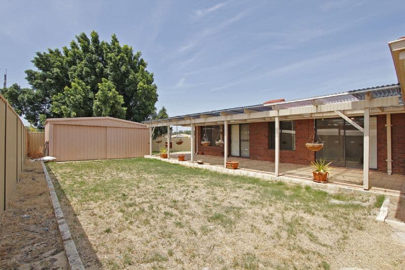 22 Quarram Way, GOSNELLS WA 6110, Gosnells - Thumbnail 2