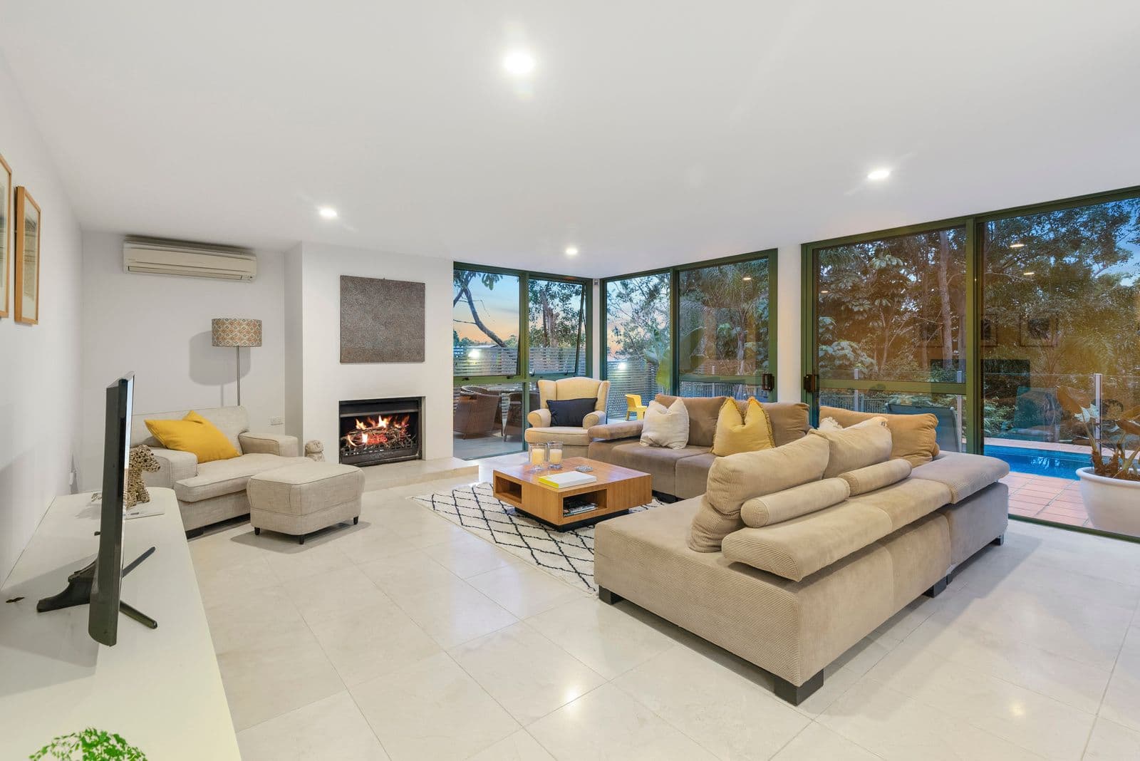 218 Simpsons Road, Currumbin Waters QLD 4223, Currumbin Waters - Image 1