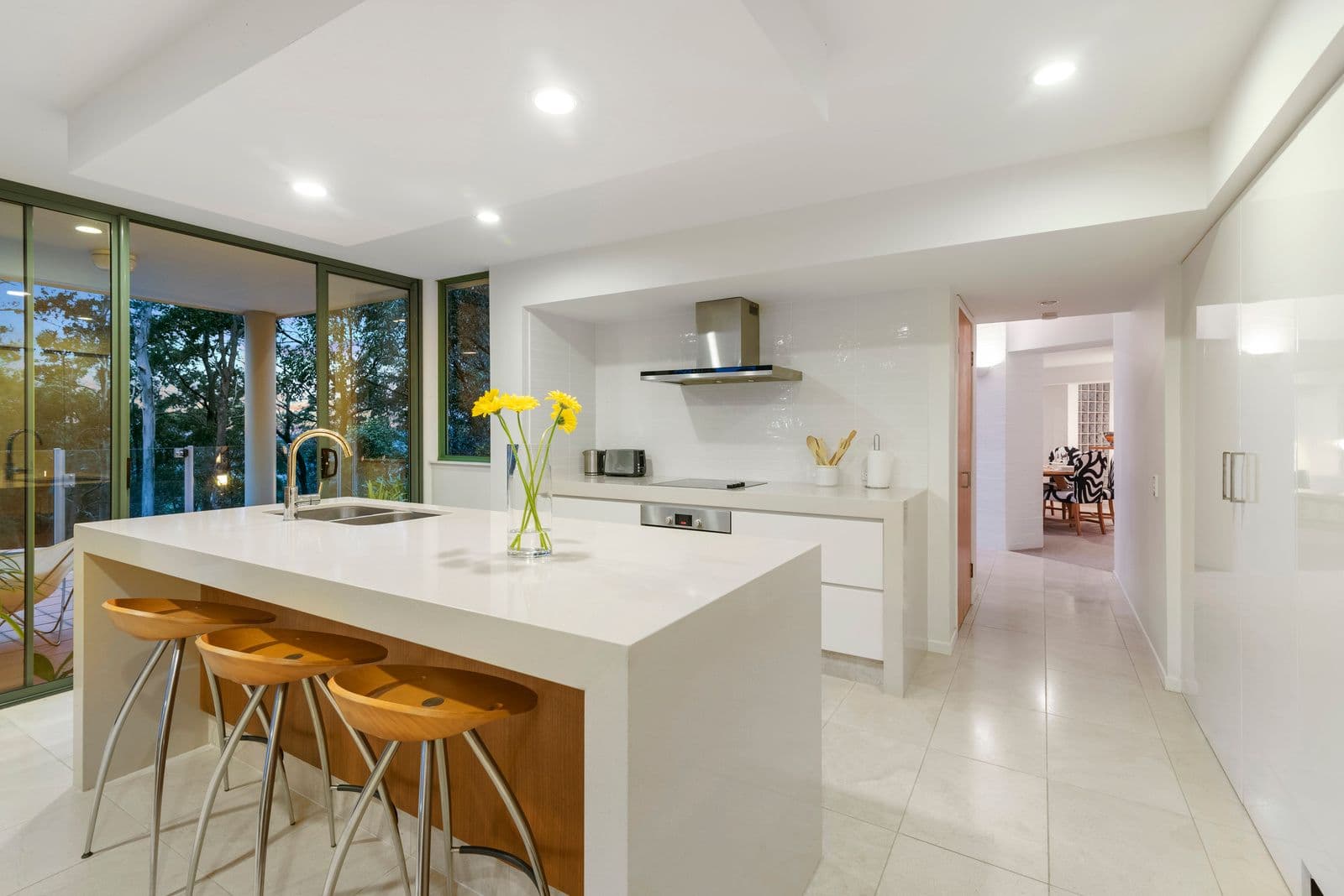 218 Simpsons Road, Currumbin Waters QLD 4223, Currumbin Waters - Thumbnail 5