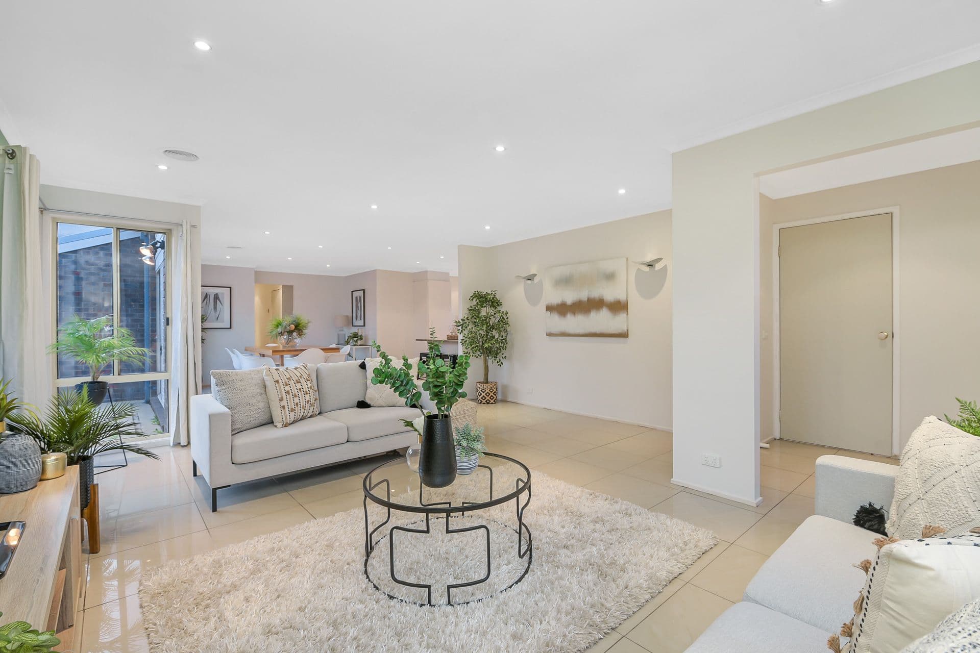 9 Hartsmere Drive, Berwick VIC 3806, Berwick - Thumbnail 2