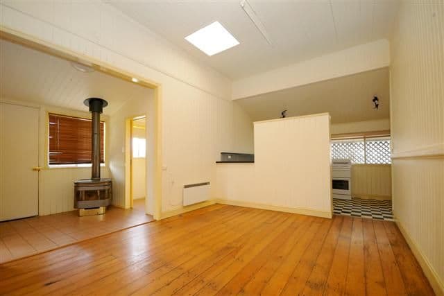 8 Murphy Street, RANGEVILLE QLD 4350, Rangeville - Thumbnail 2